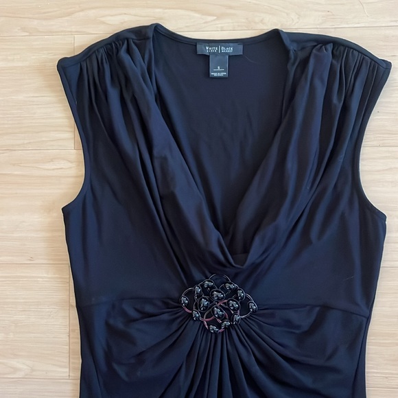 WHITE HOUSE BLACK MARKET BLACK BEADED SLEEVELESS TOP SZ SMALL - Picture 2 of 12